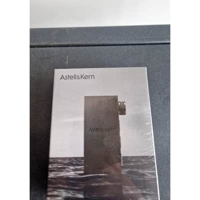 Astell & Kern AK HB1 - Audio Converter - Like New w/ this is factory sealed & Original Box image 3