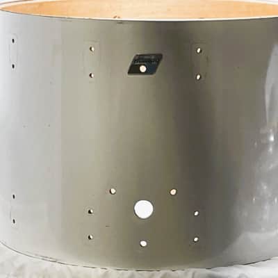 Ludwig 16" X 22" 81-83 6 Ply Maple White Cortex Bass Drum Shell B/O Badge #3084418 - LBDS-701-22-WC image 1