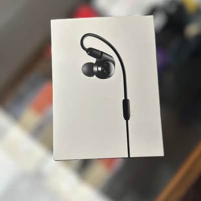 Audio-Technica ATH-E40 Professional In-Ear Monitor Headphones 2010s - Black image 2