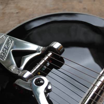 GRETSCH "G6128T-GH George Harrison Signature Duo Jet™ with Bigsby, Rosewood Fingerboard, Black" HARDCASE, PAPERS image 7