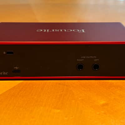 Focusrite Scarlett 2i2 3rd Gen USB Audio Interface 2019 - Present - Red / Black image 2
