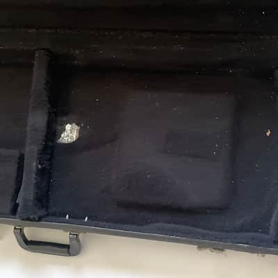 Immagine 1980's Kramer Pacer, Baretta, Sustainer Black Tolex Hardshell Electric Guitar Case (Rough Shape, Needs repair) - 19