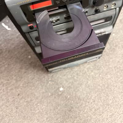 Optimus CD/Dual-Cassette Karaoke System image 5