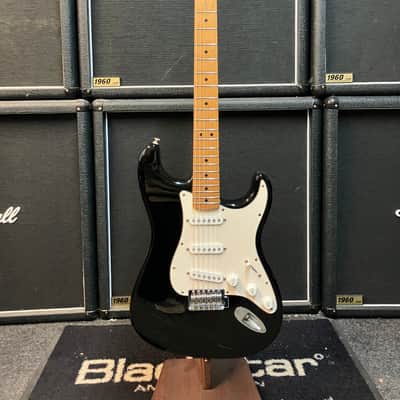 Fender Standard Stratocaster with Maple Fretboard 1998 - 2005 - Black image 2