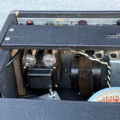 Fender Concert 2-Channel 60-Watt 1x12" Serial #F409884, Guitar Tube Amp Combo 1981 - 1987 - Black image 25