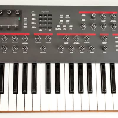 DSI Dave Smith Sequential Prophet 12 Synthesizer + Neuwertig + 1,5J Garantie image 3