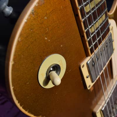 Dax&Co. Heavy Aged Gibson Les Paul Classic 2014 Goldtop Relic Conversion! image 15