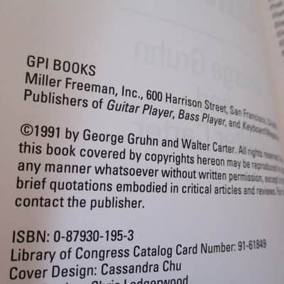 Miller Freeman Gruhn's Guide To Vintage Guitars 1991 image 3