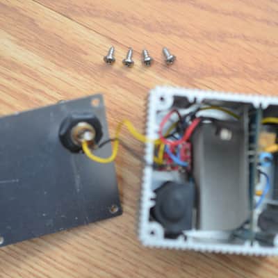 Dan Armstrong Blue Clipper Fuzz Plugin Blue image 7