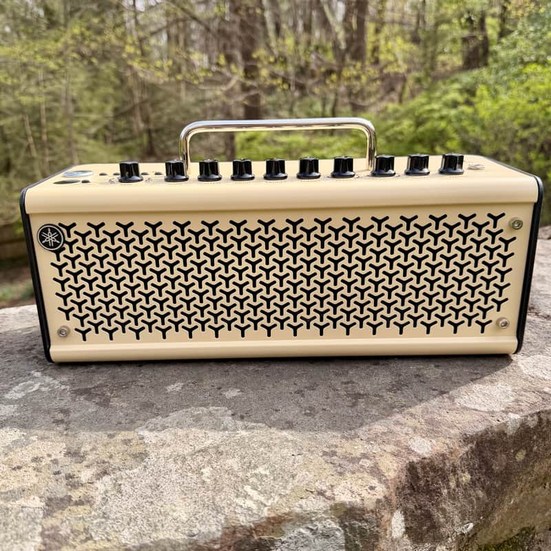 Yamaha THR10II 20-Watt 2x3" Stereo Digital Modeling Guitar Combo Amp