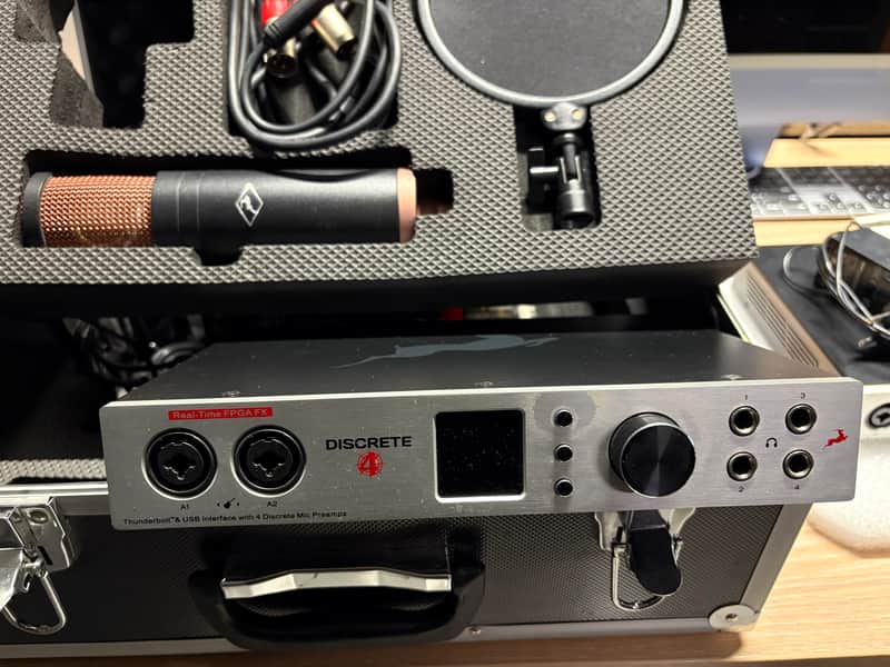 Antelope Audio Discrete 4 Synergy Core Thunderbolt / USB Audio Interface with Onboard DSP 2019 - Present - Silver image 1