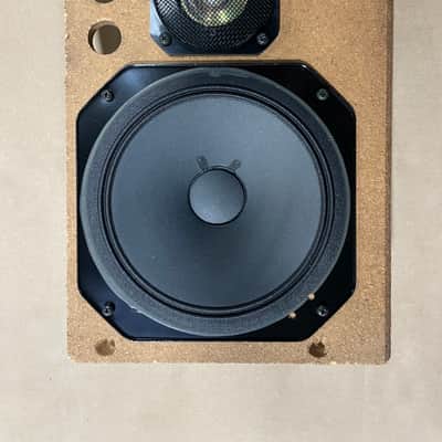 Beautiful Vintage 80’s Yamaha 8 ohm speakers 8” JA-2105 & 3.5” JA-0538 image 1