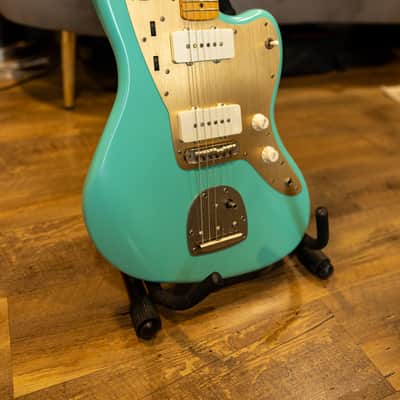 Squier 40th Anniversary Vintage Edition Jazzmaster 2022 - Present Satin Sea Foam Green image 5