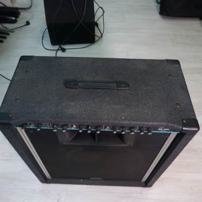 Peavey KB300 BW 300-Watt 1x15"  - Fully tested and revised image 5