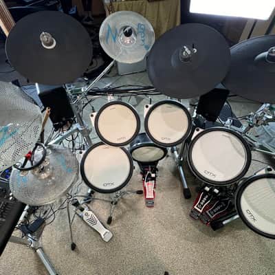 Yamaha DTX-950K Electronic Drum Set 2012 - Black image 2