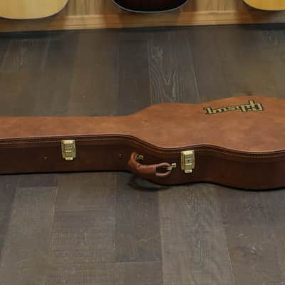Minty! 2022 Gibson ES-335 Semi-Hollow Electric Guitar Cherry Gloss + OHSC image 23