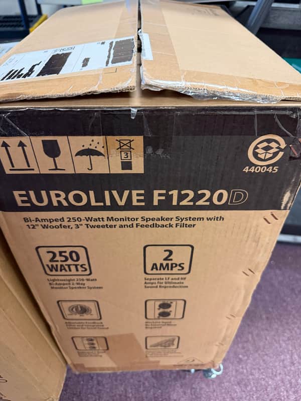 Behringer Eurolive F1220D 12" 250W Active Floor Monitor image 1