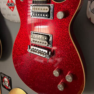 Gretsch Electromatic 1999 - Rare “RED SPARKLE” image 2