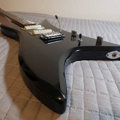 *RARE* 1980's Hondo H-2 (Korea) - Black w/SETUP/FRETWORK image 4