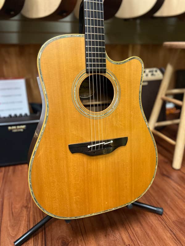 タカミネ NPТ-012 Takamine NP-18C Dreadnought Cutaway Acoustic Electric Guitar