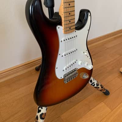 Fender Stratocaster Voodoo 2001 - Sunburst image 4