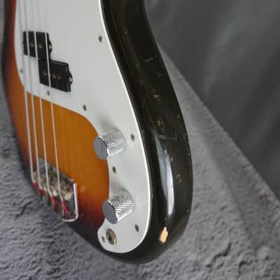 Fender PBD-62 Precision Bass 1995 - 3-Tone Sunburst image 11