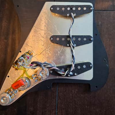 Fender 57/62 Loaded Pickguard image 2