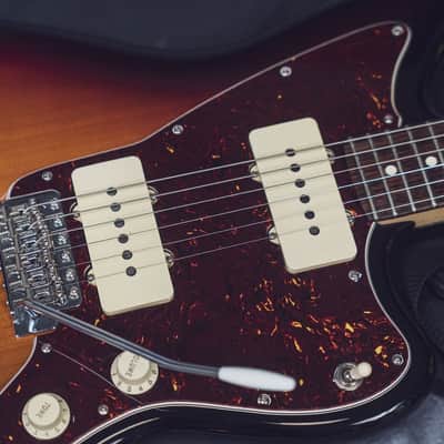 Fender Jazzmaster American Performer 3 Tone Sunburst 2021 image 3