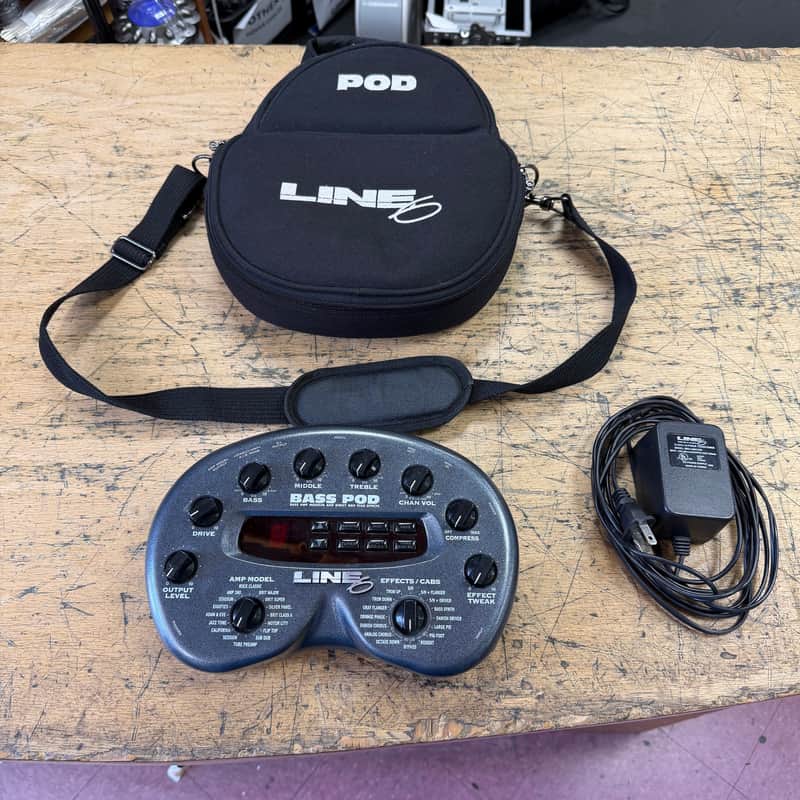 Line 6 Bass POD Multi-Effect and Amp Modeler
