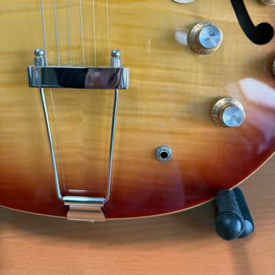Epiphone ES-335 2022 - Figured Raspberry Tea Burst image 4