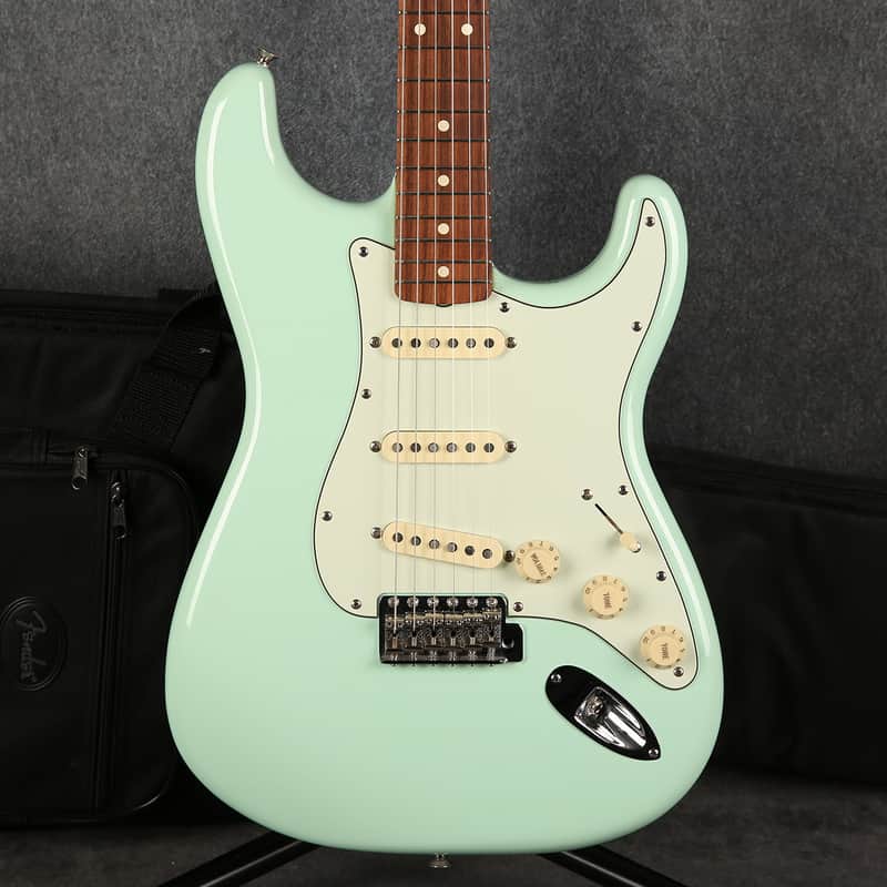 Fender Vintera 60s Stratocaster - Surf Green - 2nd Hand