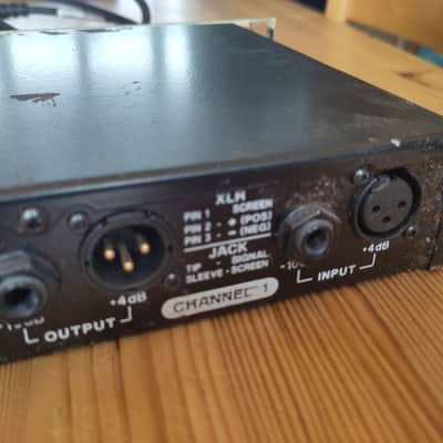 Drawmer MX30 Dual Gated Compressor/Limiter Late-90's image 7