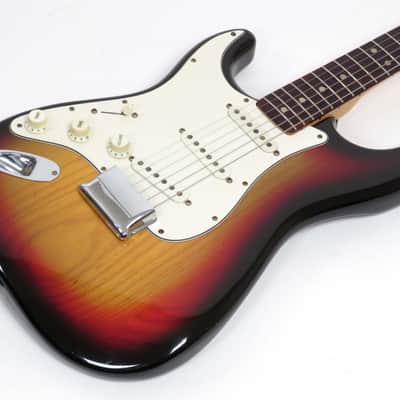 1975 Fender Stratocaster Left Handed - 7 1/4 Pounds! - Sunburst Finish - Rosewood Fingerboard - Original Case image 10