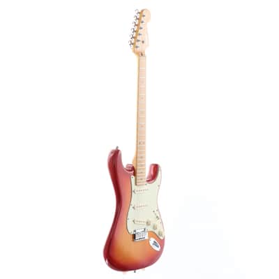 FENDER USA American Deluxe Stratocaster Ash with N3 MF, Aged Cherry Sunburst [US13058527] (06/22) image 14