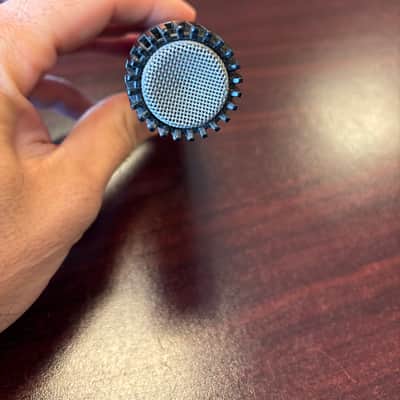 Shure SM57 Cardioid Dynamic Mic image 3