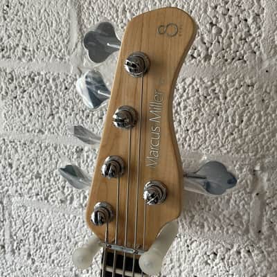 Sire Marcus Miller V3+ 5 – Active 5-String Bass – Mahogany Body image 6
