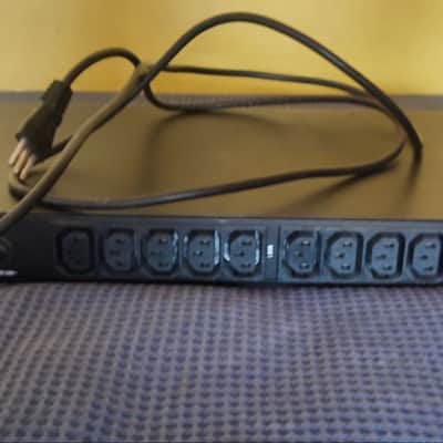 Furman PL-8 C E Power Conditioner 2009 - Present - Black image 2