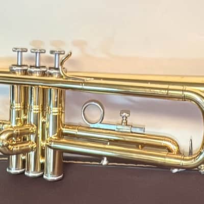 Buescher BU-7 Bb Trumpet W/ Original Hard Case 1970's, EXCELLENT PLAYER image 2