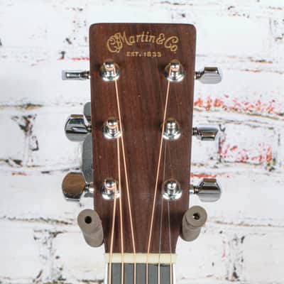 Martin - 2004 D-35 Acoustic Guitar - Natural - w/OHSC - w/LR Baggs - x4405 - USED image 4