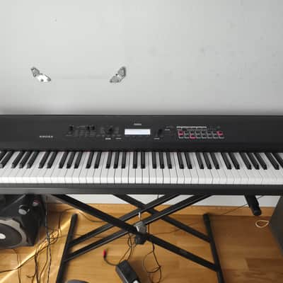 Korg  Kross 2 88 workstation  2025