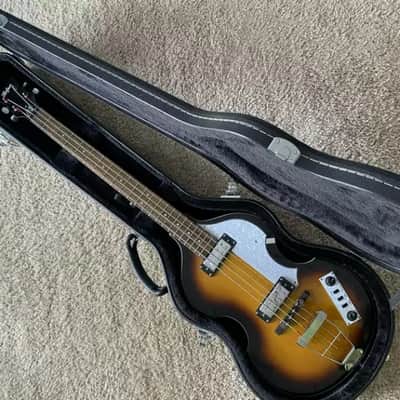 Hofner Electric Bass Guitar Case - Leather Suitcase - Black image 2