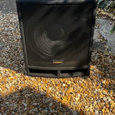 Sub Zero Passive 15” Sub C15S 2026 - Black carpet image 3