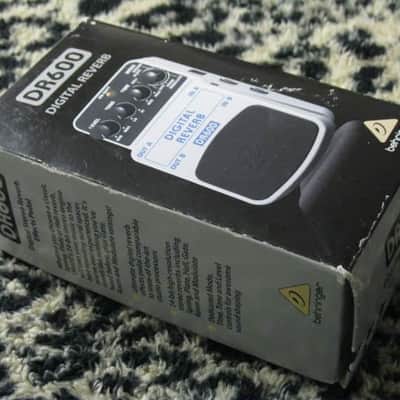very near A+ (rarely used) Behringer DR600 Digital Reverb (Stereo), DR-600 + box, paperwork, battery, and strings image 18