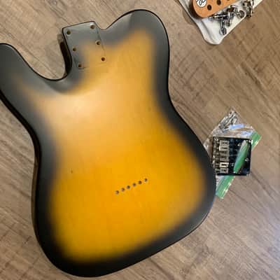 Reverend  Eastsider T body and neck image 5