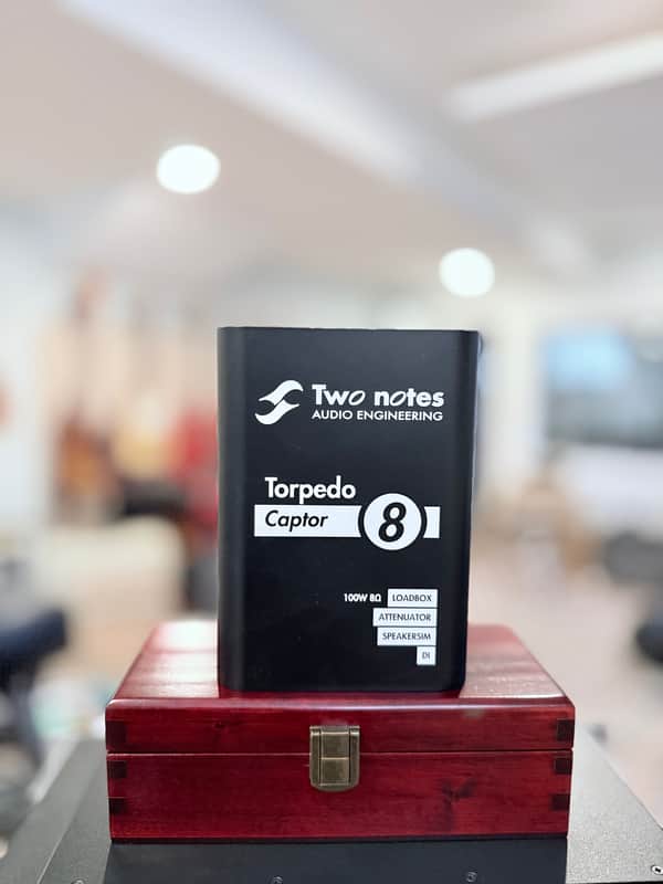 Two Notes Torpedo Captor Loadbox/Attenuator/DI - 8 Ohm 2010s - Black image 1