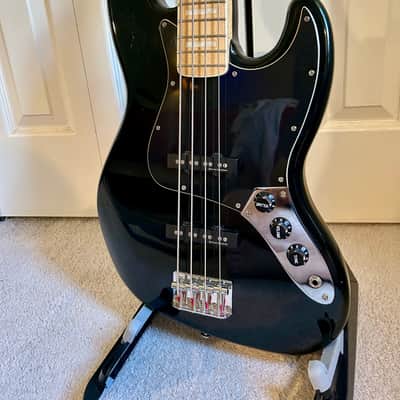 Squier Vintage Modified '77 Jazz Bass 2011 - 2018 Black image 2