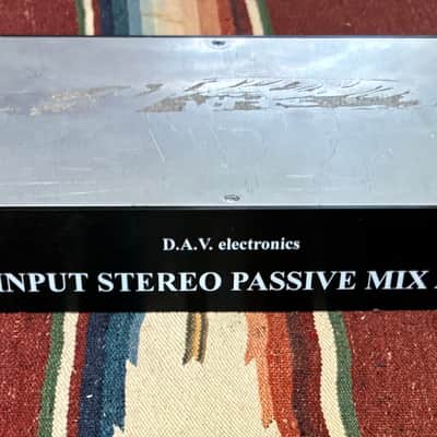 DAV Electronics 32 Input Stereo Passive Mix Amp Summing unit image 1