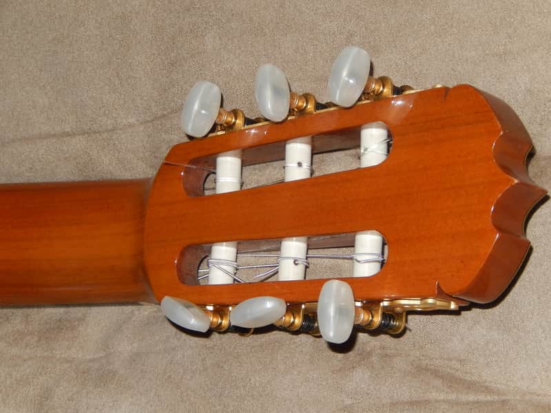 Made in 1977 by Ryoji Matsuoka- model M30 - High Grade Classical
