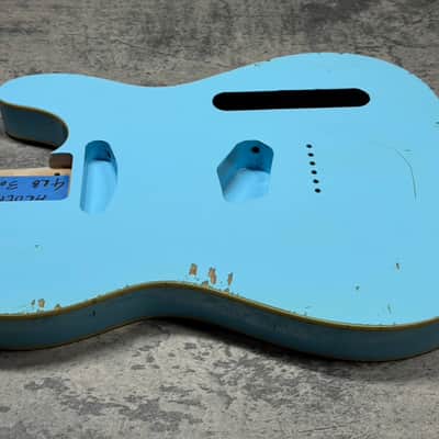 Real Life Relics Tele® Telecaster® Body Double Bound Aged Sonic Blue image 5