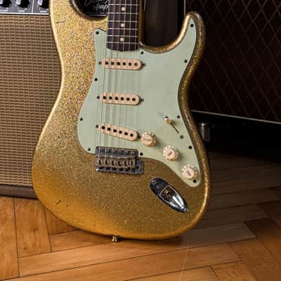2005 Fender 64 Greg Fessler Strat Gold Sparke Masterdesign image 3